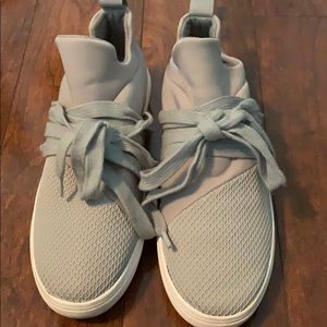 Steve Madden slip on shoes